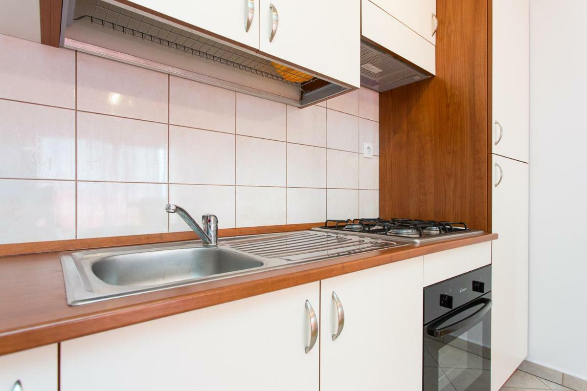 Adria Punat Apartments Exterior photo